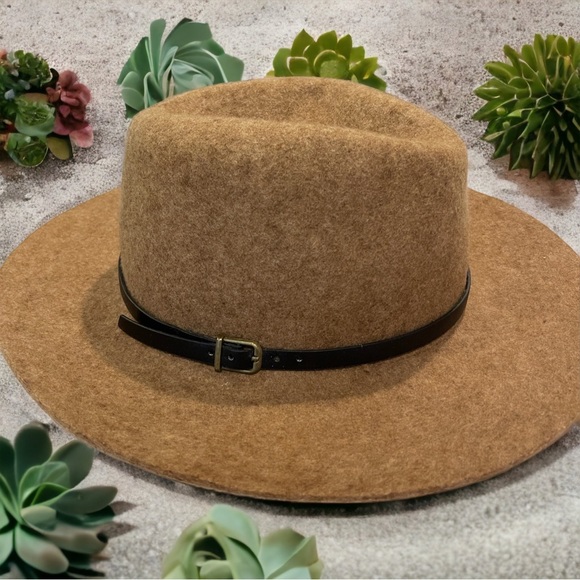Suede hat - Picture 4 of 4